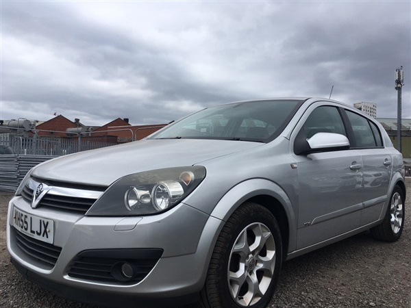 Vauxhall Astra 1.6 i 16v SXi 5dr