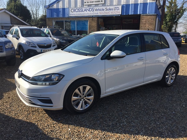 Volkswagen Golf 1.6 TDi Bluemotion SE [Nav] 5dr DSG