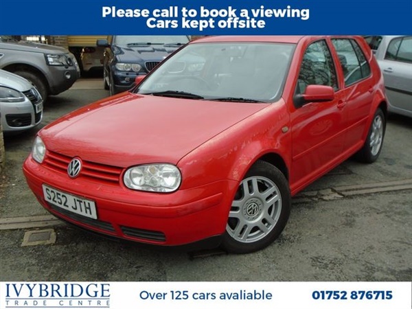 Volkswagen Golf 2.3 V5 5d 148 BHP