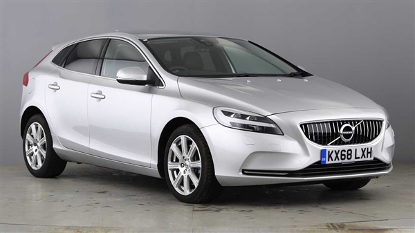 Volvo V40 Inscription Automatic (Winter Pack, Volvo On Call,