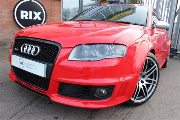 Audi RS4 4.2 RS4 QUATTRO 5d 420 BHP-HEATED FRONT AND REAR