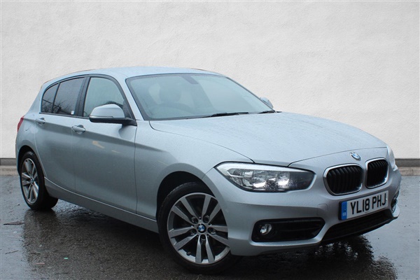 BMW 1 Series 118d Sport 5dr [Nav/Servotronic]