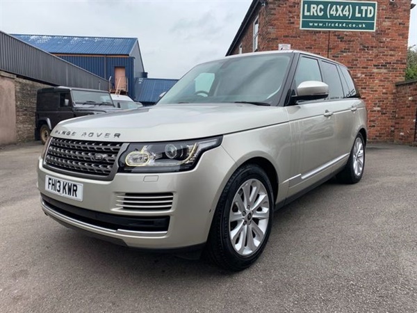 Land Rover Range Rover 3.0 TDV6 VOGUE 5d AUTO 258 BHP