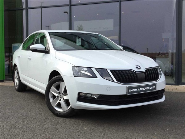 Skoda Octavia Hatchback ( TSI SE (150PS) DSG Semi