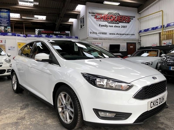 Ford Focus Focus Zetec Hatchback 1.0 Manual Petrol