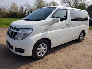 Nissan Elgrand  in London | Friday-Ad
