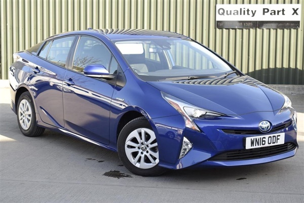 Toyota Prius 1.8 Active CVT 5dr Auto