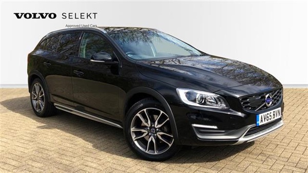 Volvo V60 D] Cross Country Lux Nav 5Dr Geartronic Auto