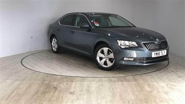 Skoda Superb 2.0TDI (150PS) SE Hatchback