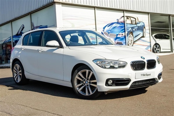 BMW 1 Series 118d Sport 5dr [Nav/Servotronic] Hatchback