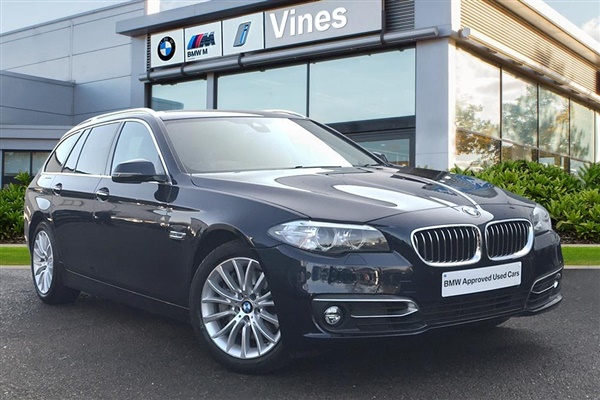 BMW 5 Series 525d Luxury Touring Auto