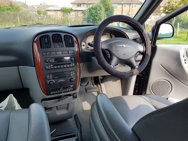  Chrysler Grand Voyager 2.8CRD auto 7 seater