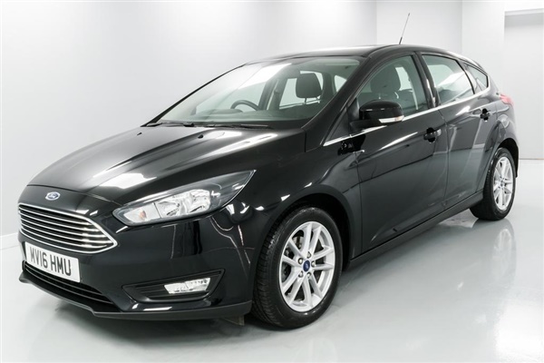 Ford Focus 1.0 T EcoBoost Zetec (s/s) 5dr