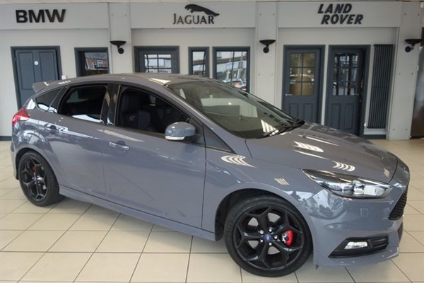 Ford Focus 2.0 ST-3 TDCI 5d 183 BHP full service history