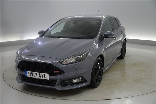 Ford Focus 2.0T EcoBoost ST-3 5dr - BLUETOOTH - ELECTRIC