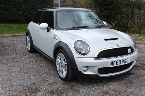 MINI Hatch 1.6 COOPER S CAMDEN 3d-HARMAN