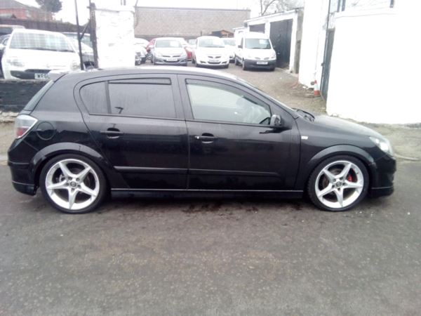 Vauxhall Astra 1.8i VVT SRi 5dr [Exterior Pack]