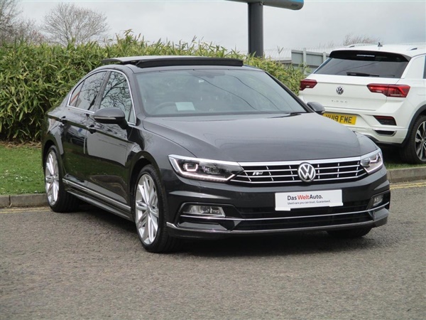 Volkswagen Passat 2.0 TDI R-Line DSG (s/s) 4dr Auto