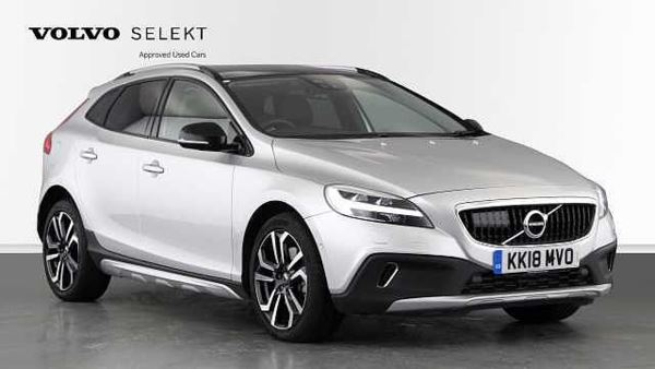 Volvo V40 CC D3 2.0 Cross Country Pro Manual (Winter Pack,