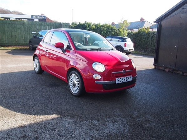 Fiat 500 POP LOW MILES ! £30 YEAR TAX ! PAN-ROOF ! ALLOYS !