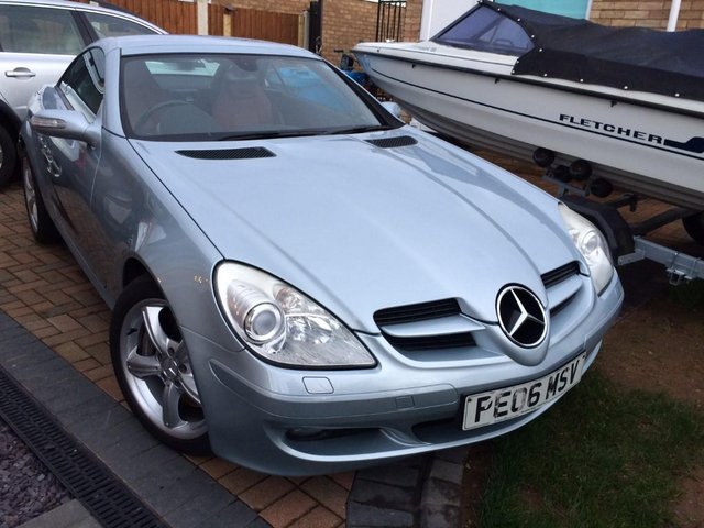 MERCEDES-BENZ SLK350, HEATED LEATHER, AIRSCARF, LOW MILES