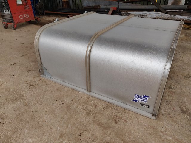 Ifor Williams canopy