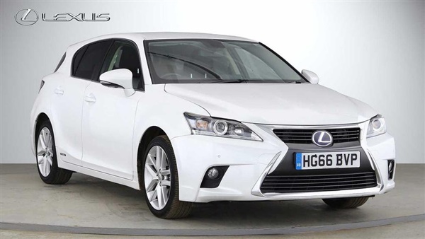 Lexus CT 1.8 Advance Auto