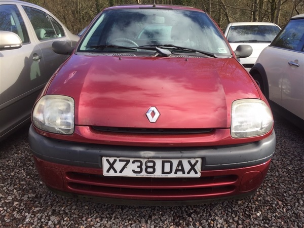 Renault Clio 1.2 Grande Hatchback 3dr Petrol Manual (146