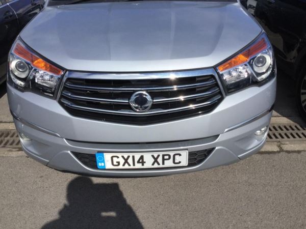 Ssangyong Turismo 2.0 TD S 5dr MPV