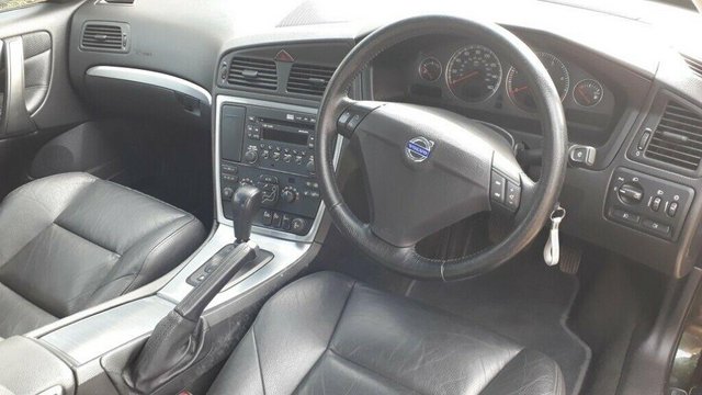 VOLVO S60 SE D5 GEARTRONIC 