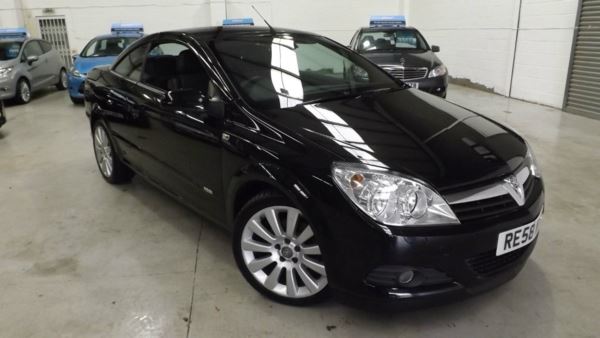 Vauxhall Astra 1.8 i Design Twin Top 2dr Convertible