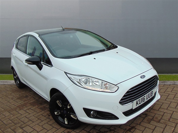 Ford Fiesta 1.0 EcoBoost Zetec White 5dr