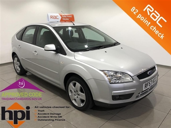 Ford Focus 1.8 Style 5dr CHECK OUR * REVIEWS