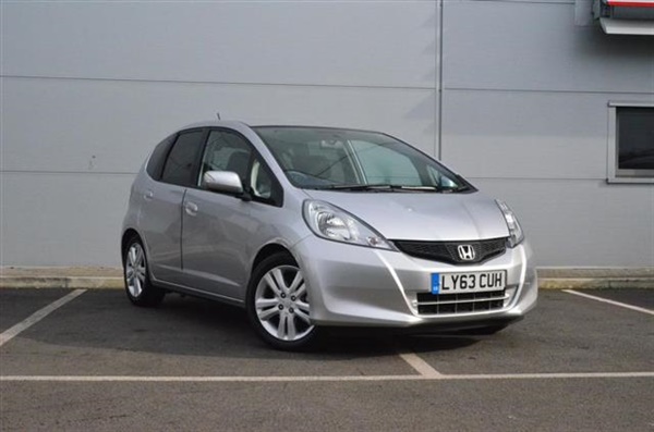 Honda Jazz 1.4 I-Vtec Es Plus 5Dr Cvt Auto