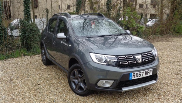 Dacia Sandero Stepway 0.9 TCe SE Summit (s/s) 5dr