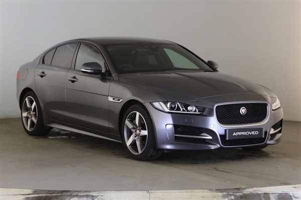 Jaguar XE D R-SPORT Auto