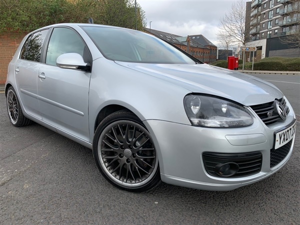 Volkswagen Golf 2.0 TDI DPF GT 5dr