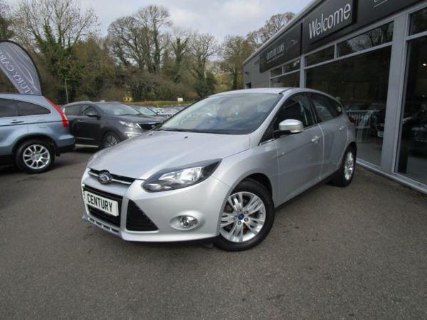 Ford Focus 1.6 TITANIUM NAVIGATOR 5d AUTO 124 BHP