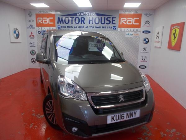 Peugeot  BLUE HDI TEPEE ACTIVE (ONLY  MILES)(