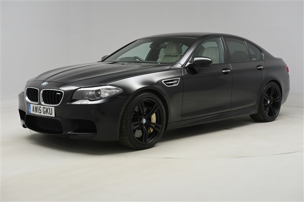 BMW M5 M5 4dr DCT Competition Pack - INDIVIDUAL EXT MERINO