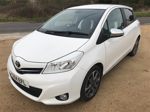 Toyota Yaris 1.33 VVT-i Trend 5dr WITH FULL TOYOTA HISTORY