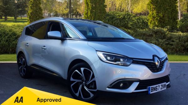 Renault Grand Scenic 1.6 dCi Signature Nav 5dr with BOSE