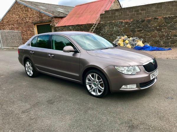 Skoda Superb 2.0 TDI CR DPF Elegance (L&K Lux Pack) 5dr