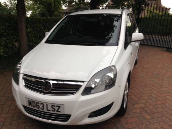 Vauxhall Zafira 1.8 EXCLUSIV 5DR MPV