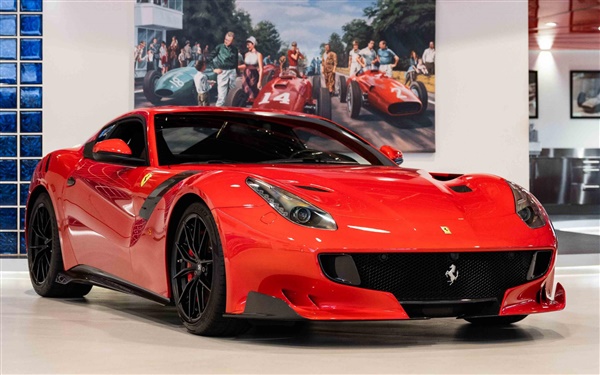 Ferrari F12 Auto
