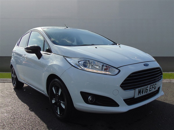 Ford Fiesta 1.0 EcoBoost Zetec White 5dr