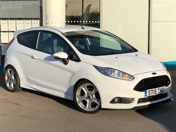 Ford Fiesta 1.6 EcoBoost ST-2 3dr (EU6)