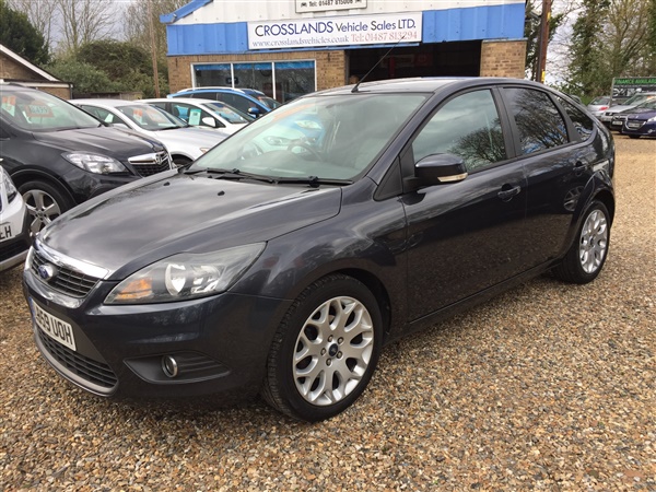 Ford Focus 1.8 Zetec 5dr