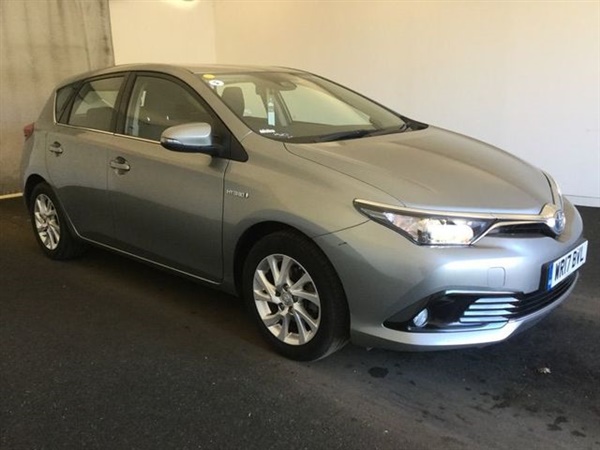 Toyota Auris 1.8 VVT-I BUSINESS EDITION TSS 5d AUTO 99 BHP