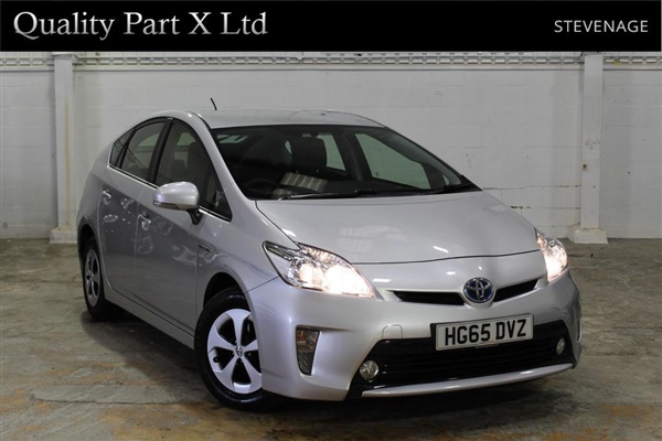 Toyota Prius 1.8 Active CVT 5dr Auto